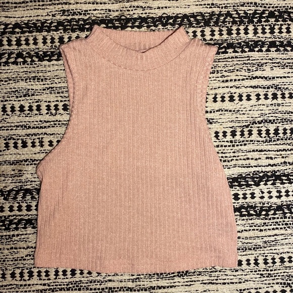 Cropped sweater vest - Picture 1 of 1